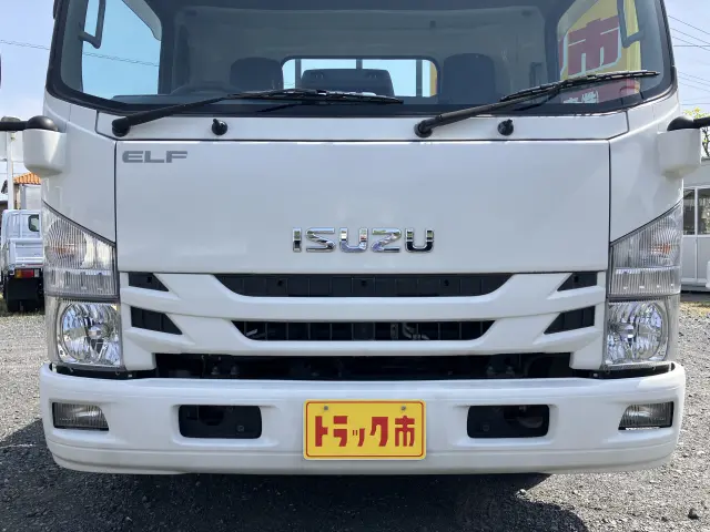 いすゞ エルフ 2RG-NNR88AR(2WD)の写真10