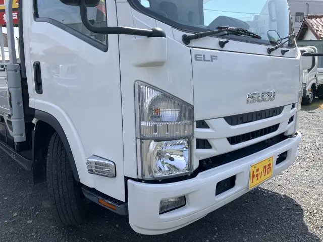 いすゞ エルフ 2RG-NNR88AR(2WD)の写真12