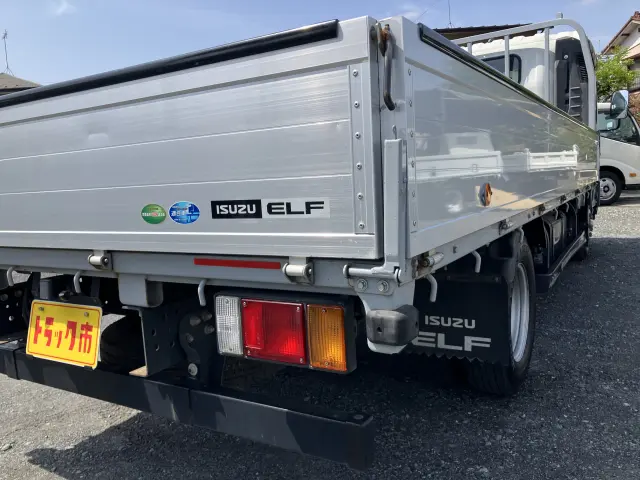 いすゞ エルフ 2RG-NNR88AR(2WD)の写真14