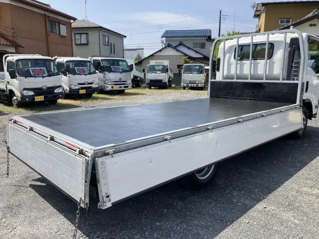 いすゞ エルフ 2RG-NNR88AR(2WD)の写真18