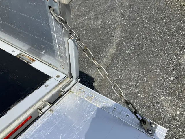 いすゞ エルフ 2RG-NNR88AR(2WD)の写真19