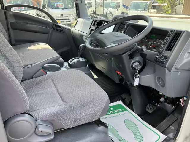 いすゞ エルフ 2RG-NNR88AR(2WD)の写真22