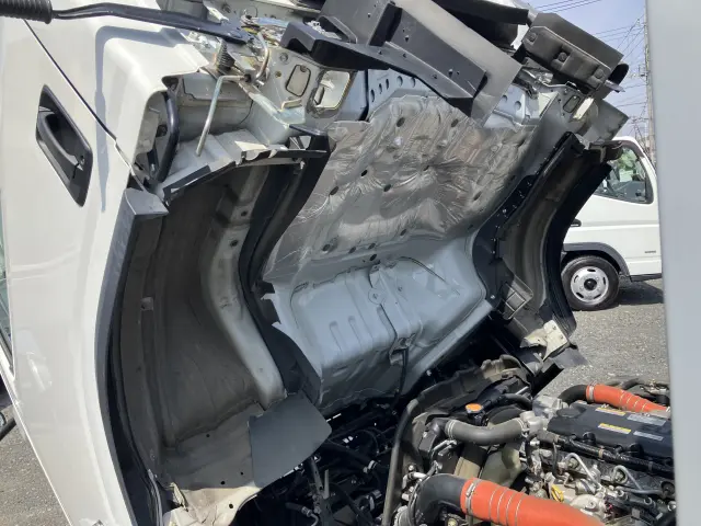 いすゞ エルフ 2RG-NNR88AR(2WD)の写真37