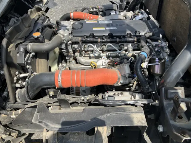 いすゞ エルフ 2RG-NNR88AR(2WD)の写真38