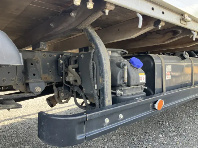 いすゞ エルフ 2RG-NNR88AR(2WD)の写真41