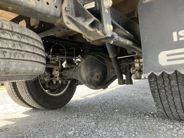 いすゞ エルフ 2RG-NNR88AR(2WD)の写真42