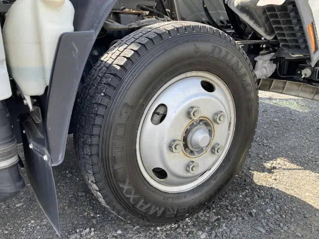 いすゞ エルフ 2RG-NNR88AR(2WD)の写真47