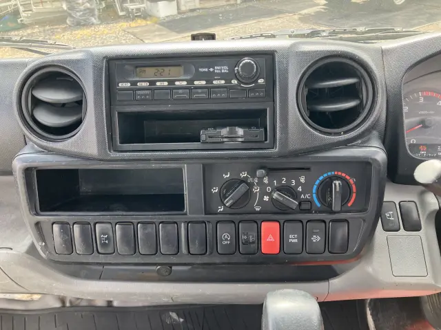 日野 デュトロ TKG-XZC610T(2WD)の写真31