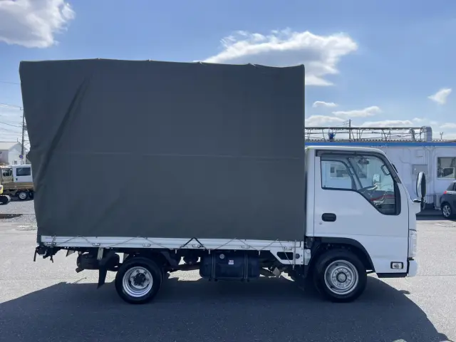 いすゞ エルフ TRG-NHR85A(2WD)の写真2