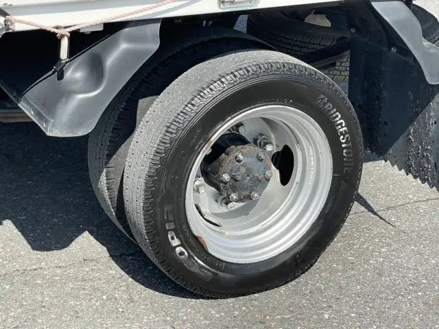 いすゞ エルフ TRG-NHR85A(2WD)の写真12