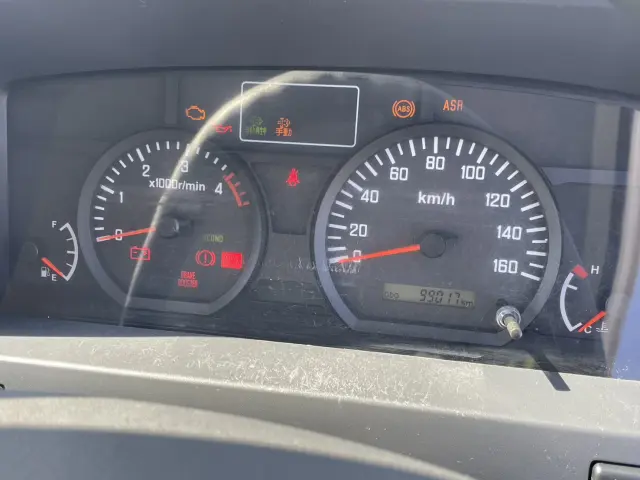 いすゞ エルフ TRG-NHR85A(2WD)の写真27