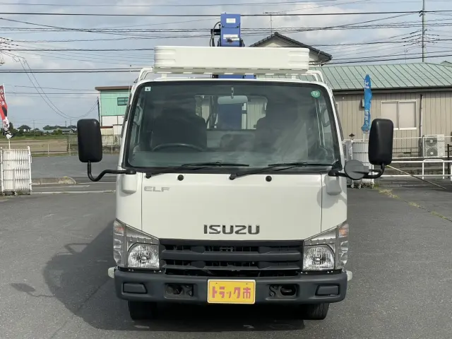 いすゞ エルフ TKG-NKR85AR(2WD)の写真4