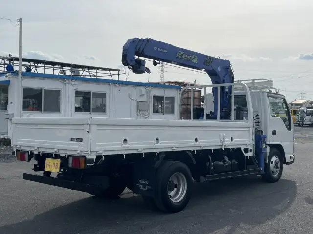 いすゞ エルフ TKG-NKR85AR(2WD)の写真5