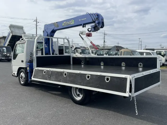 いすゞ エルフ TKG-NKR85AR(2WD)の写真12