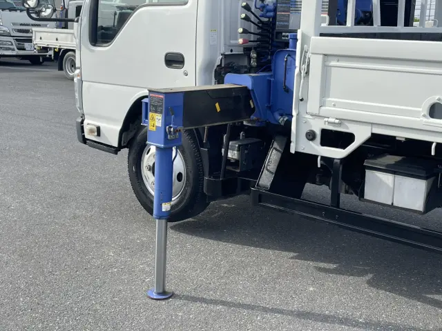 いすゞ エルフ TKG-NKR85AR(2WD)の写真20