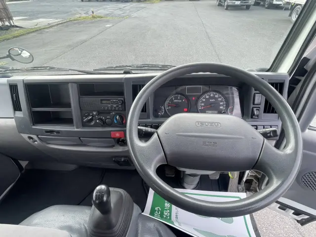 いすゞ エルフ TKG-NKR85AR(2WD)の写真29