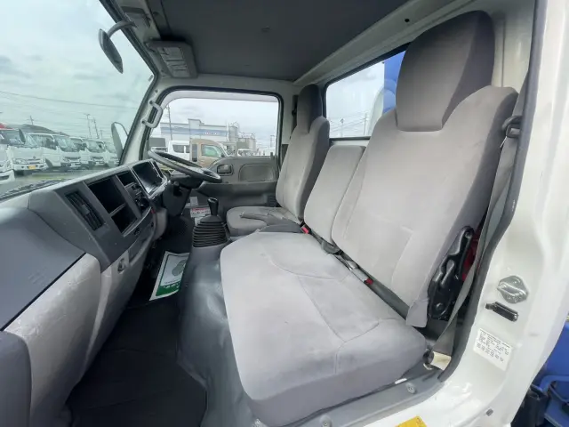 いすゞ エルフ TKG-NKR85AR(2WD)の写真30