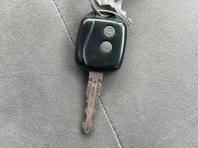 いすゞ エルフ TKG-NKR85AR(2WD)の写真38