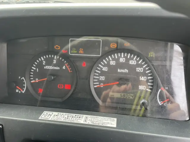 いすゞ エルフ TKG-NKR85AR(2WD)の写真39