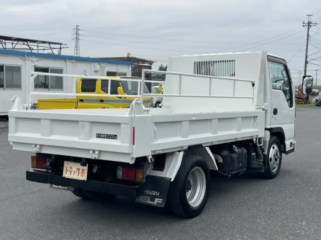 いすゞ エルフ TKG-NJR85AD(2WD)の写真3