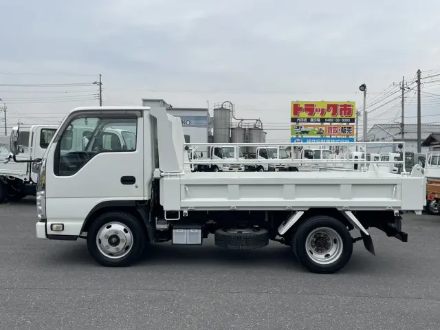 いすゞ エルフ TKG-NJR85AD(2WD)の写真10