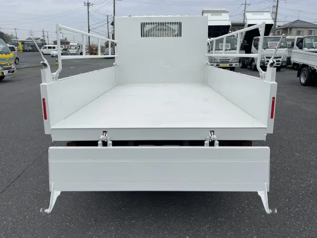 いすゞ エルフ TKG-NJR85AD(2WD)の写真11