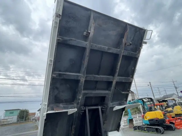 いすゞ エルフ TKG-NJR85AD(2WD)の写真31