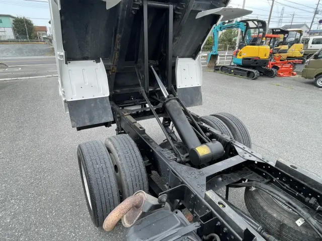 いすゞ エルフ TKG-NJR85AD(2WD)の写真32