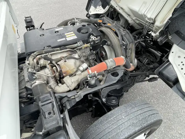 いすゞ エルフ TKG-NJR85AD(2WD)の写真34