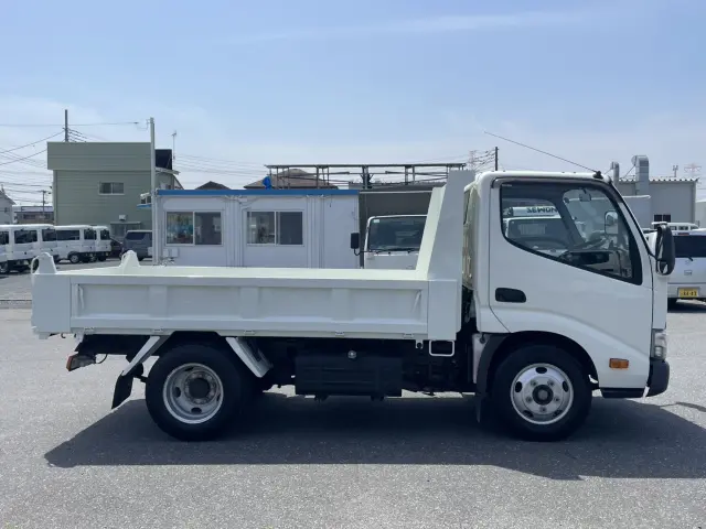 トヨタ ダイナ TKG-XZU620D(2WD)の写真4