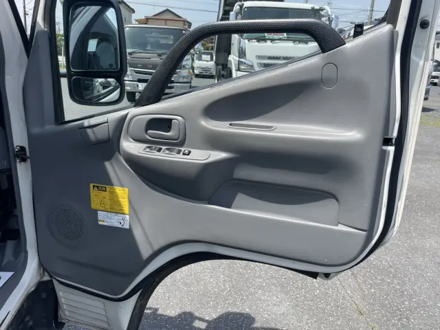 トヨタ ダイナ TKG-XZU620D(2WD)の写真14