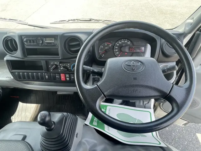 トヨタ ダイナ TKG-XZU620D(2WD)の写真18