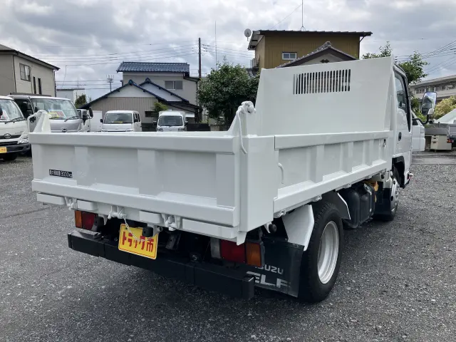 いすゞ フォワード TPG-NKR85AD(2WD)の写真3