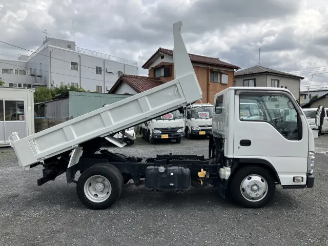 いすゞ フォワード TPG-NKR85AD(2WD)の写真13