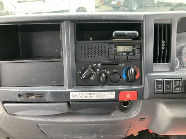 いすゞ フォワード TPG-NKR85AD(2WD)の写真27