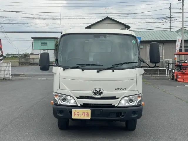 トヨタ ダイナ 2KG-XZU655(2WD)の写真2
