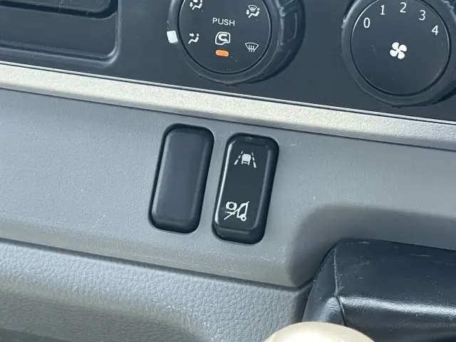 日産 アトラス 2RG-FBA3W(2WD)の写真25