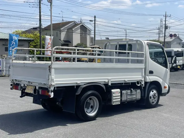 トヨタ ダイナ 2RG-XZU605(2WD)の写真5