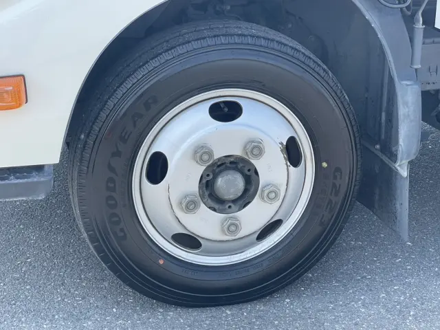 トヨタ ダイナ 2RG-XZU605(2WD)の写真9