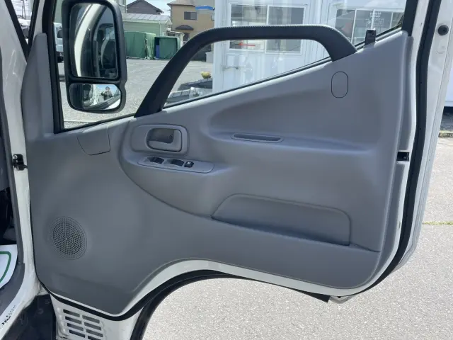 トヨタ ダイナ 2RG-XZU605(2WD)の写真17