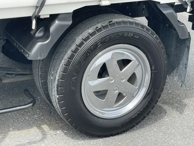 いすゞ エルフ TRG-NJR85A(2WD)の写真12