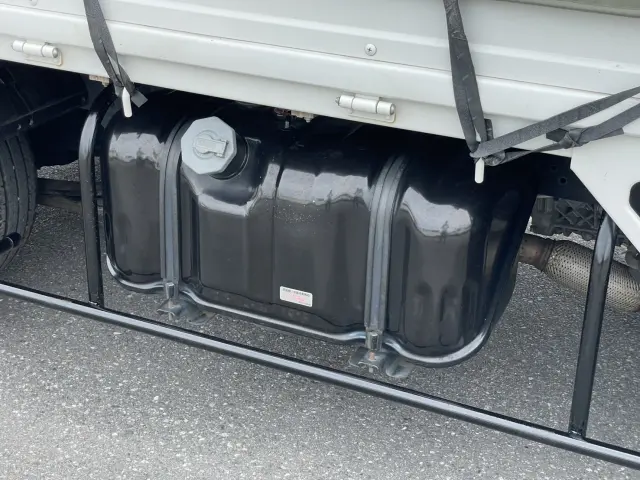 いすゞ エルフ TRG-NJR85A(2WD)の写真20
