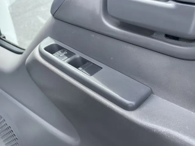 いすゞ エルフ TRG-NJR85A(2WD)の写真22