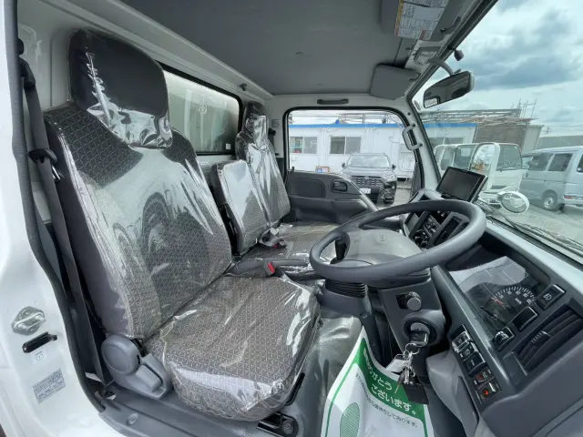 いすゞ エルフ TRG-NJR85A(2WD)の写真23