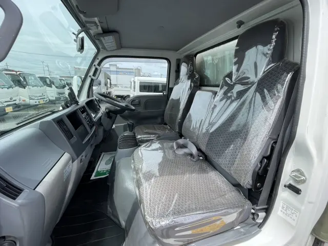 いすゞ エルフ TRG-NJR85A(2WD)の写真26