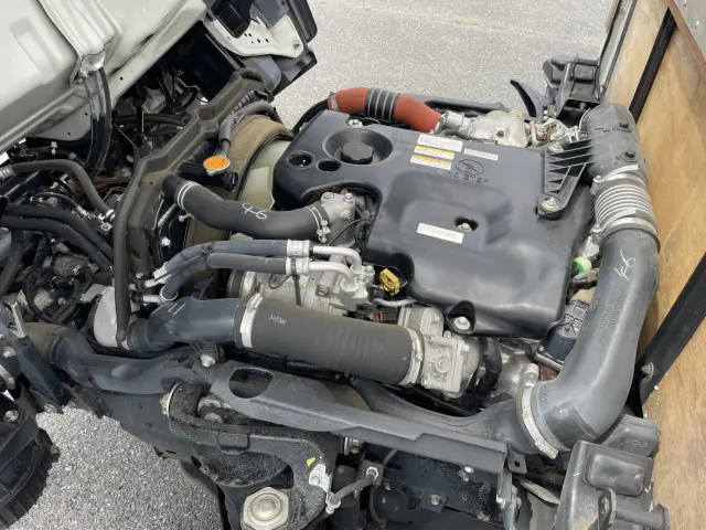 いすゞ エルフ TRG-NJR85A(2WD)の写真35