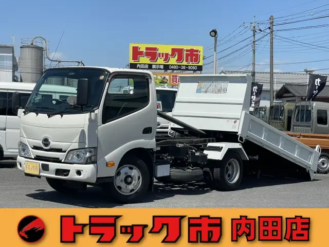 日野 デュトロ 2RG-XZU600T(2WD)の写真1