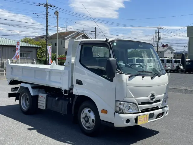 日野 デュトロ 2RG-XZU600T(2WD)の写真3