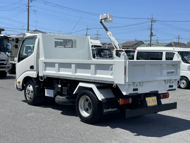 日野 デュトロ 2RG-XZU600T(2WD)の写真5