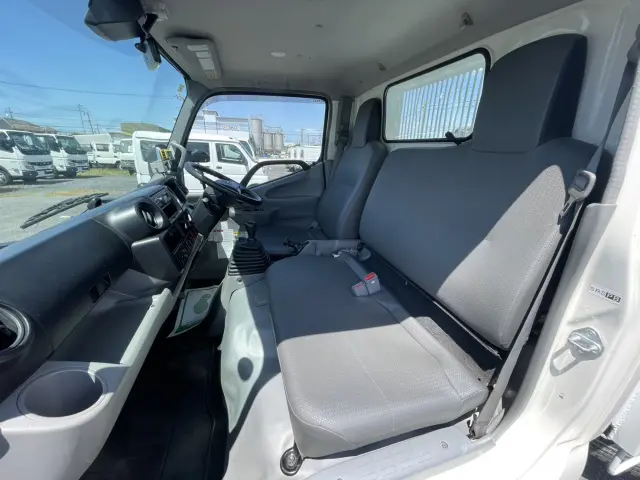 日野 デュトロ 2RG-XZU600T(2WD)の写真16